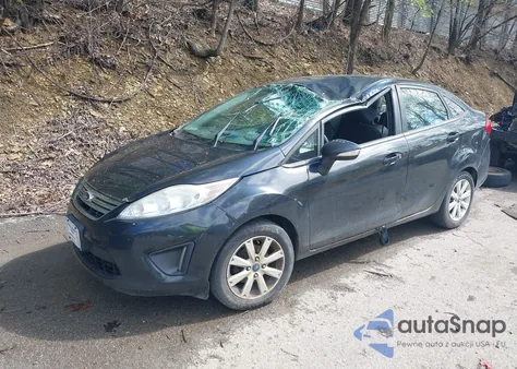 2013 Ford Fiesta Se из США, поврежденный, VIN 3FADP4BJ0DM175870